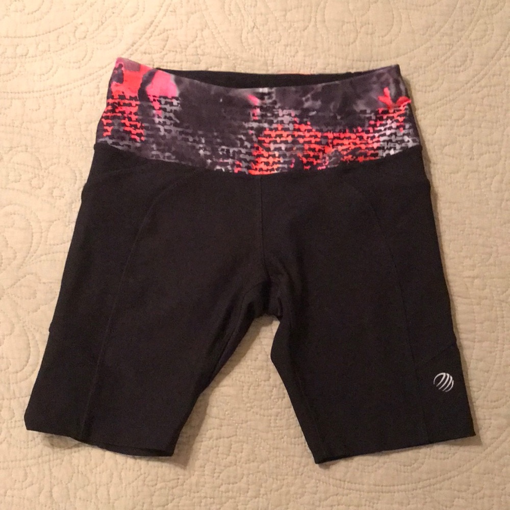 MPG size XS Athletic Bike shorts